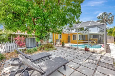 1246 Johnson Street, Hollywood – sold