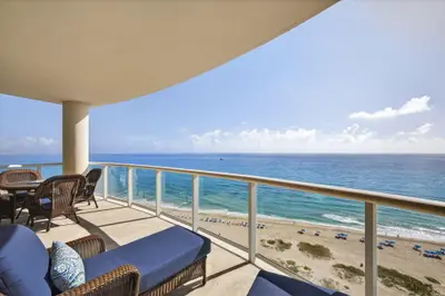 2700 N Ocean Drive 1401a, Riviera Beach – sold
