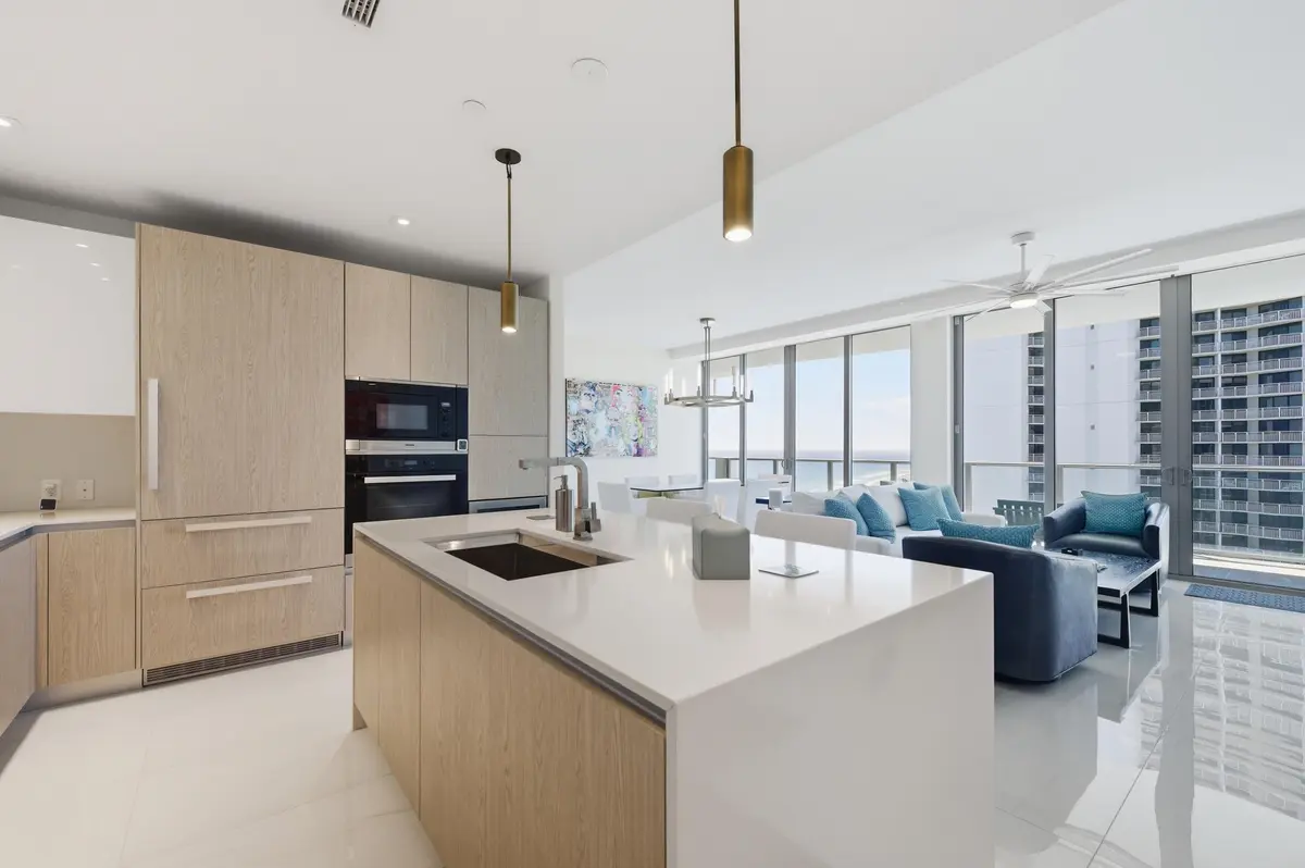 6__d4s6955 at 3100 N Ocean Drive H-1506, Singer Island