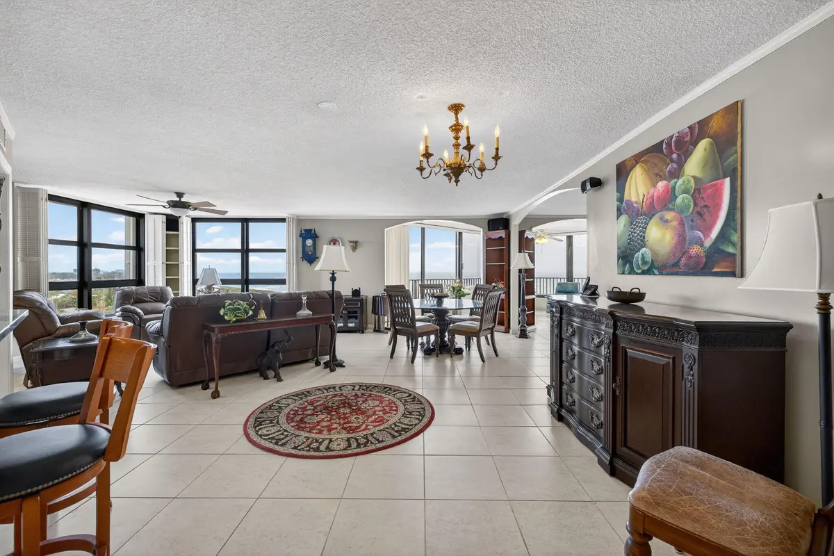 4-web-or-mls-3A5A4081 at 2400 S Ocean Drive 4302, Fort Pierce