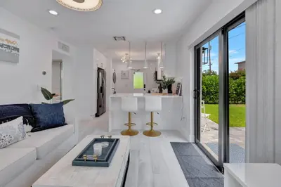 201 SE 7th Street, Delray Beach – Single Family Residence for rent