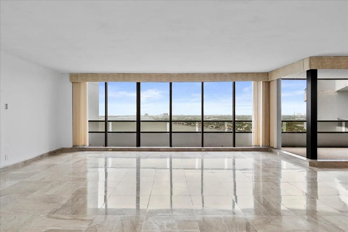 13-JLC_8179 at 100 Lakeshore Drive 1955, North Palm Beach