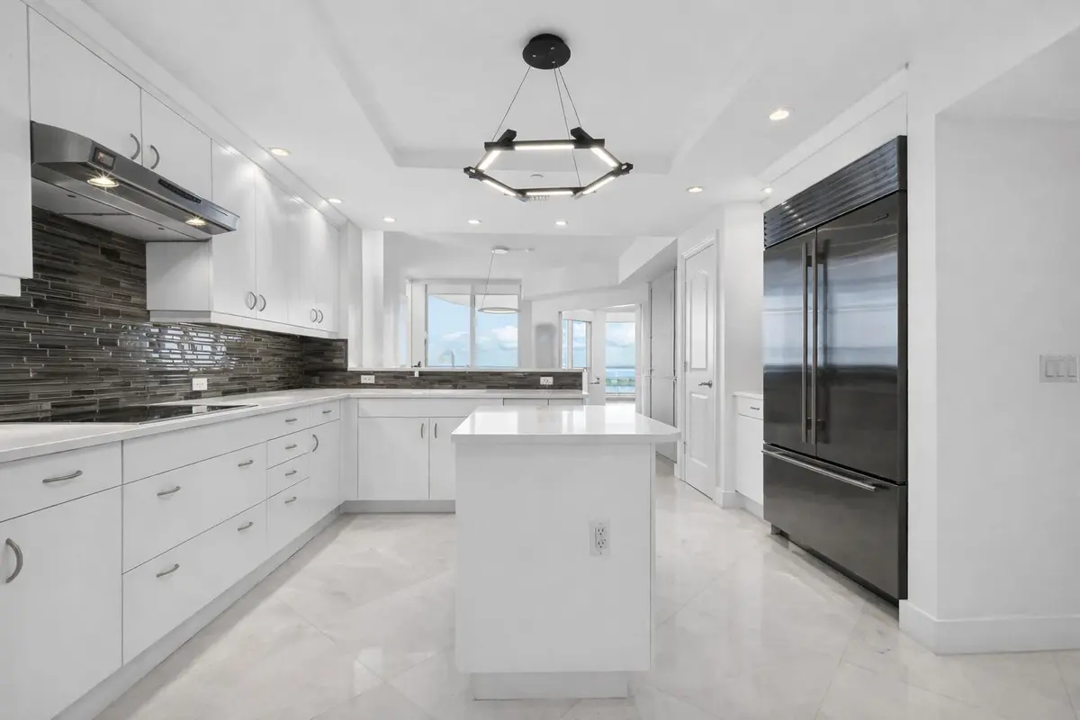 fbabf131-73cd-4bd9-90d0-b9c056965d50 at 4600 N Ocean Drive 801, Singer Island