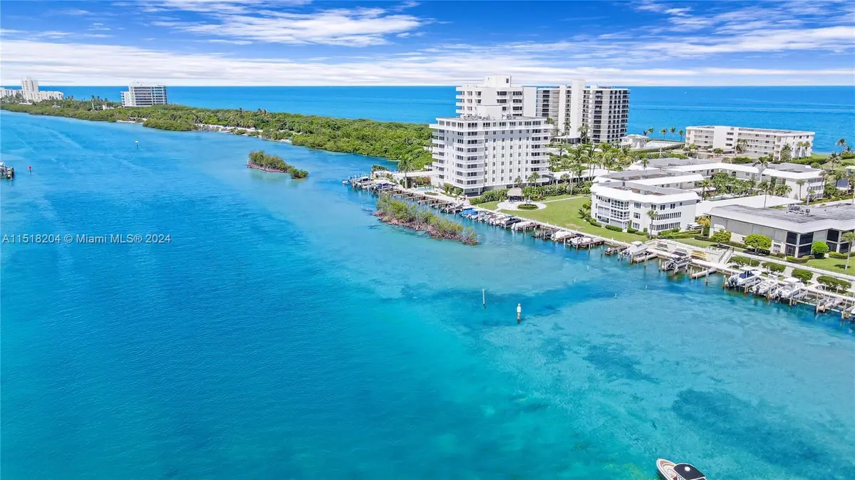 325 S Beach RD 301 at 325 S Beach Road 301, Tequesta