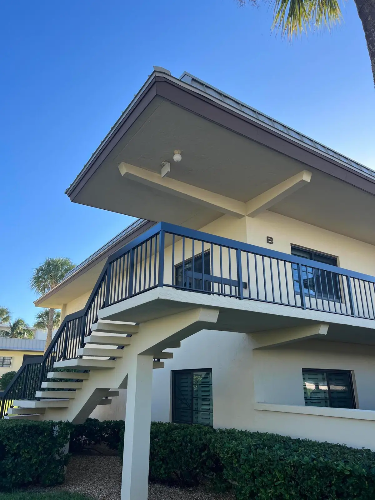 Beach Road 6 at 275 S Beach Road B201, Tequesta