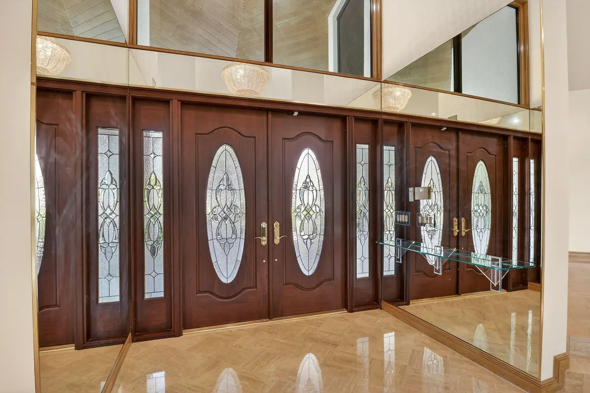 entry from interior at 2410 Embassy Drive, West Palm Beach