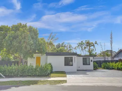 3661 NE 8th Avenue, Oakland Park – Single Family Residence for sale