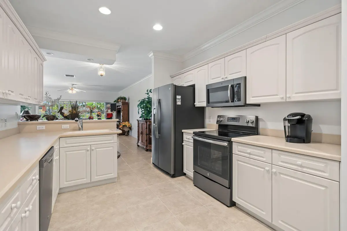 11-web-or-mls-DSC01980 at 12598 Westhampton Circle, Wellington