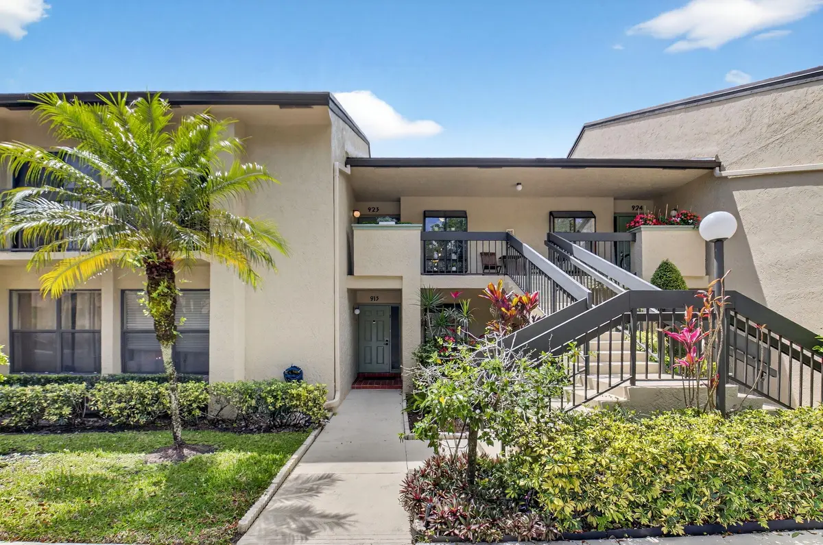 5106 Oak Hill Lane Apt #923 at 5106 Oak Hill Lane 923, Delray Beach