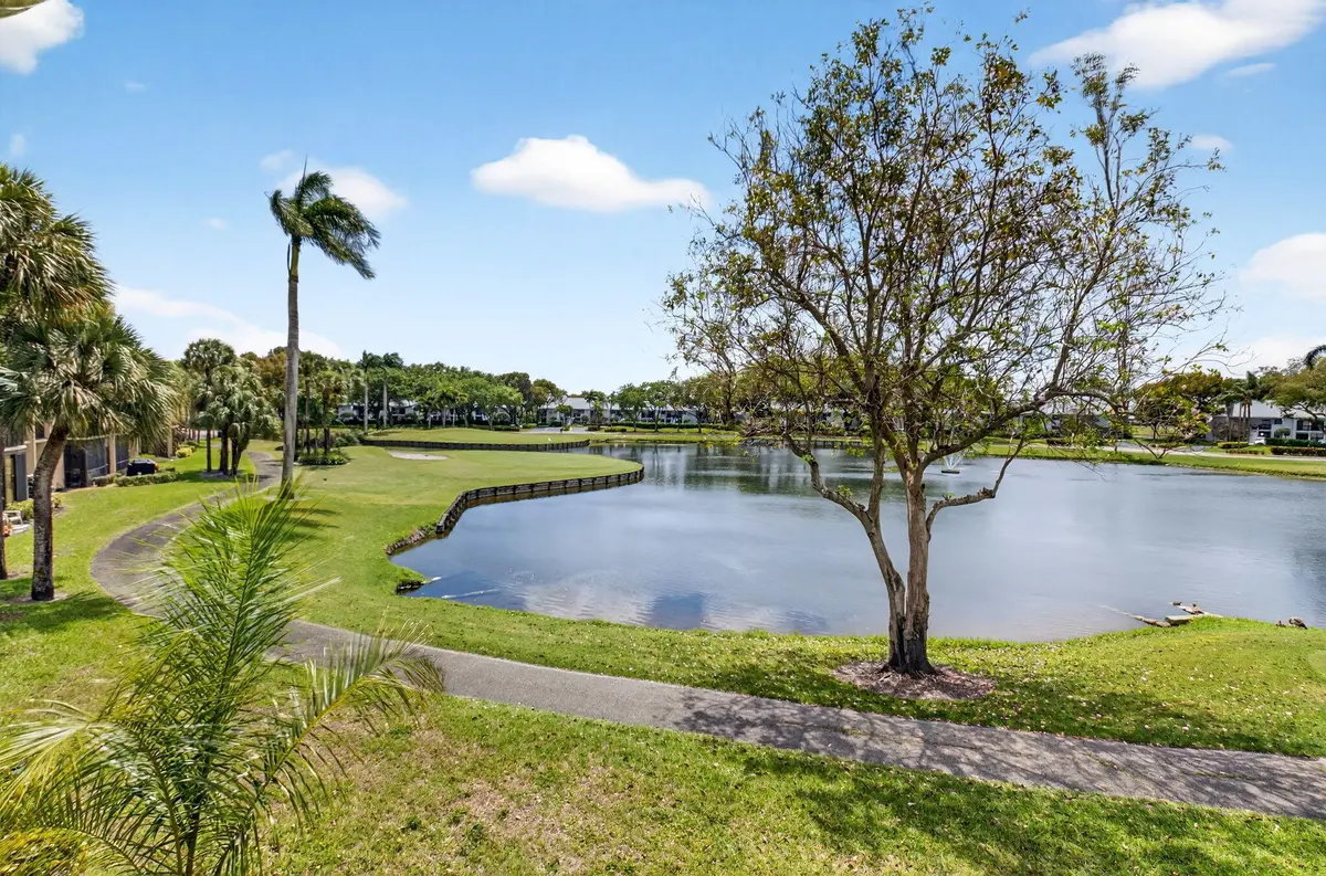 Beautiful Lake View at 5106 Oak Hill Lane 923, Delray Beach