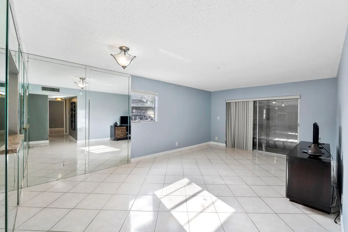 4148 NW 90th Ave U201_002 at 4148 NW 90th Avenue 201, Coral Springs