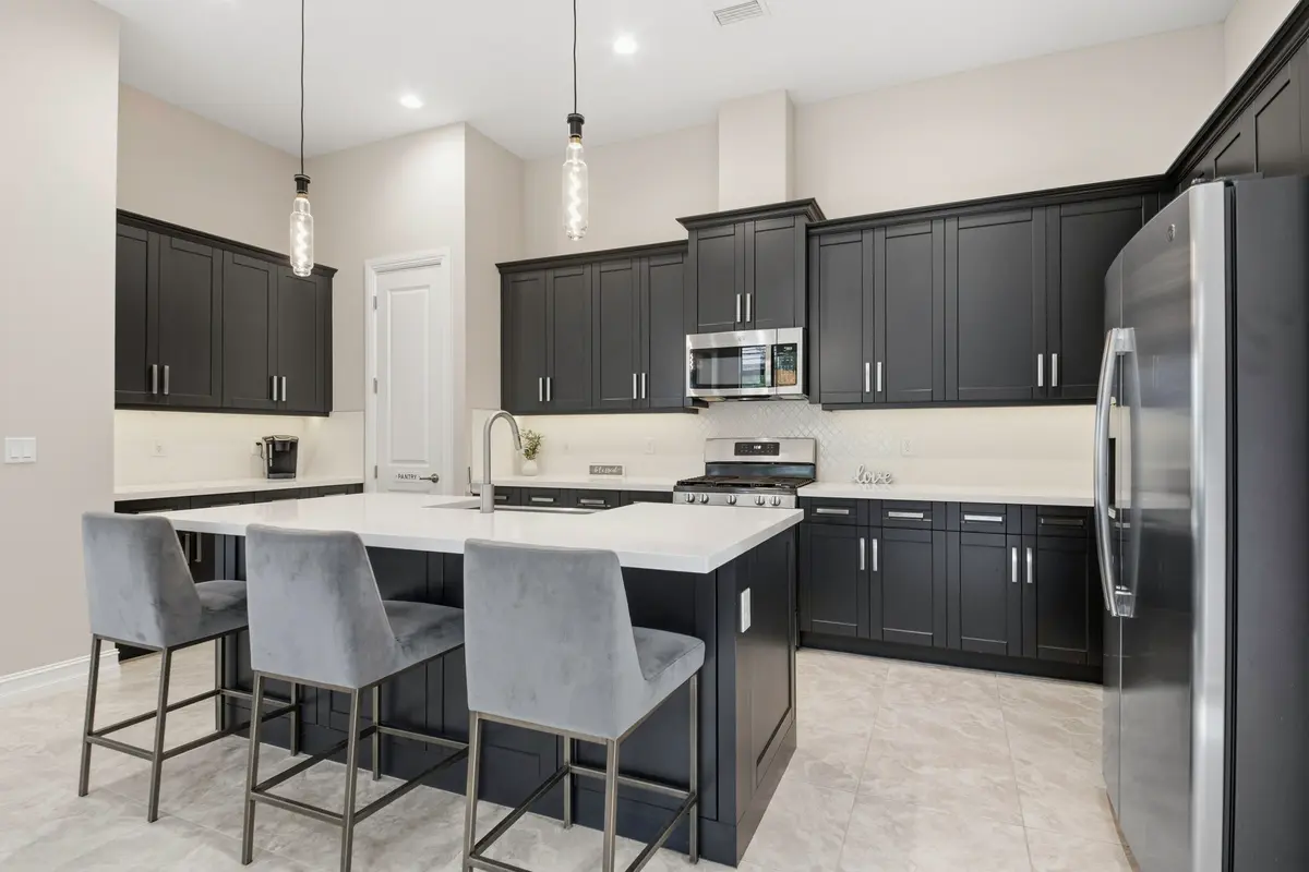 Quartz Countertops at 8644 Grand Prix Lane, Boynton Beach