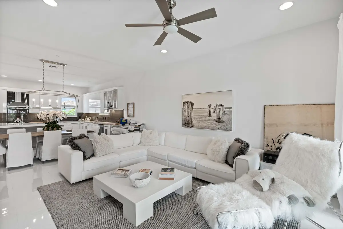 Great room at 3024 Franklin Place, Palm Beach Gardens