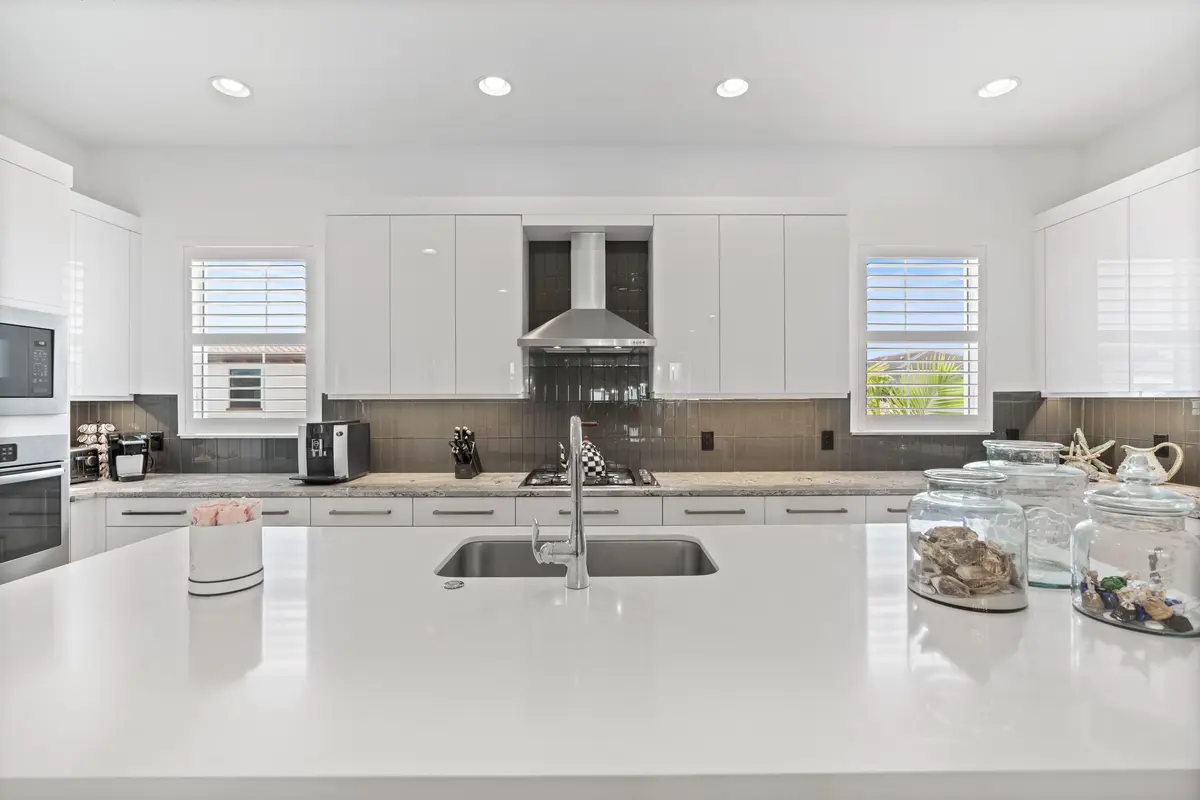 Kitchen at 3024 Franklin Place, Palm Beach Gardens