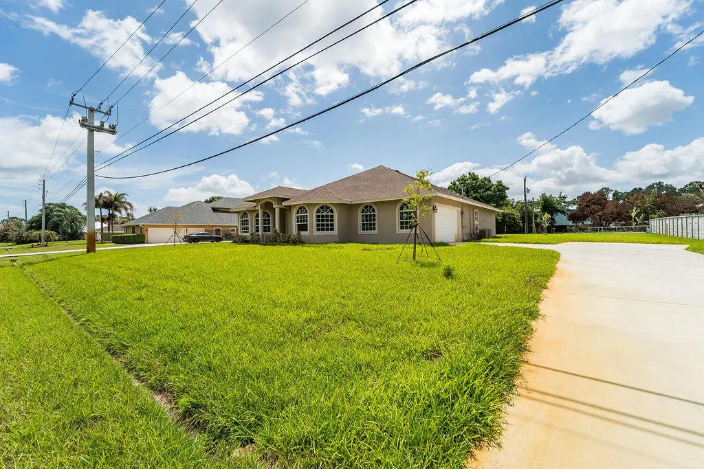 376PaarDr-13 at 376 SW Paar Drive, Port St. Lucie
