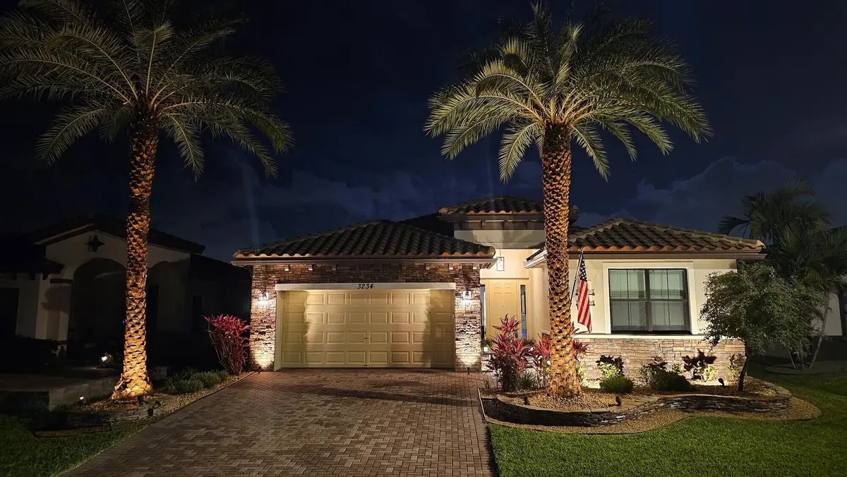 Frontyard at 3234 Dunning Drive, Royal Palm Beach