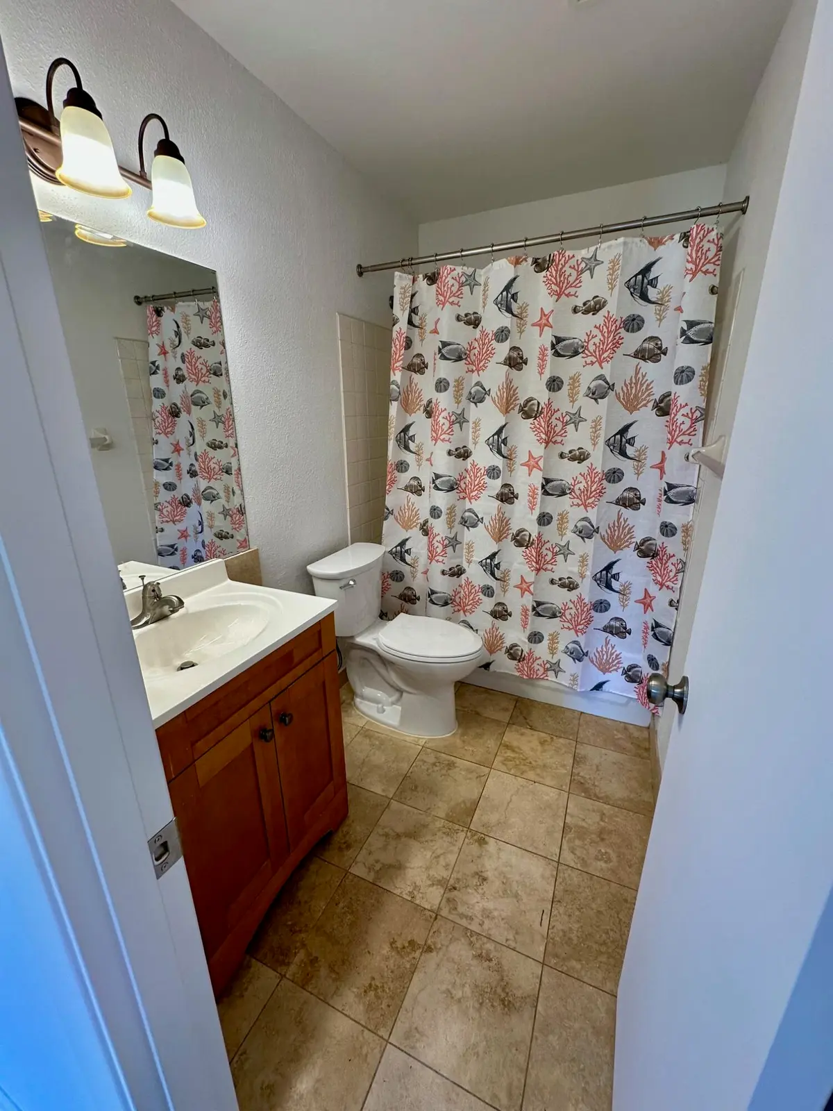 Bath/tub/shower at 8698 SE Hobe Ridge Avenue, Hobe Sound