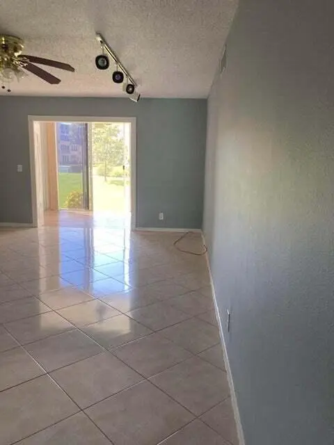 Bagnara 3 at 300 NE 26th Avenue 1040, Boynton Beach