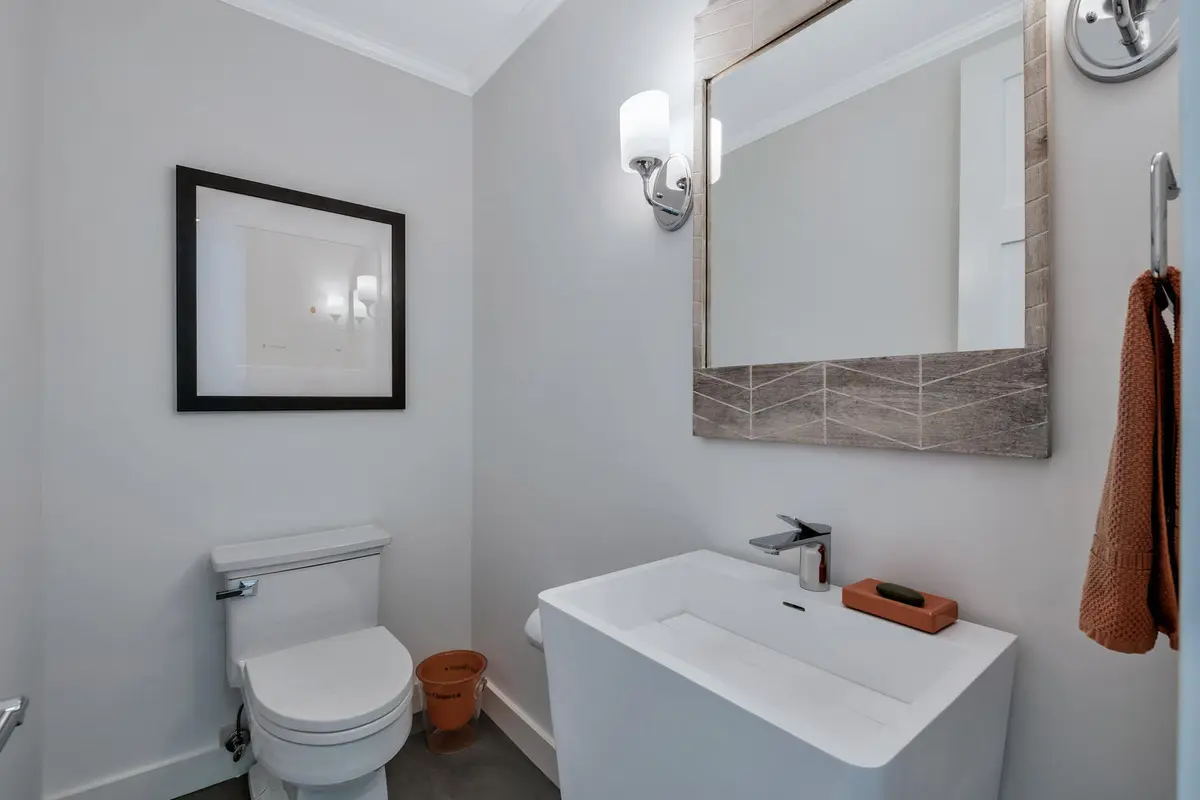 264 Sandpiper Dr Palm Beach FL-large-019 at 264 Sandpiper Drive, Palm Beach