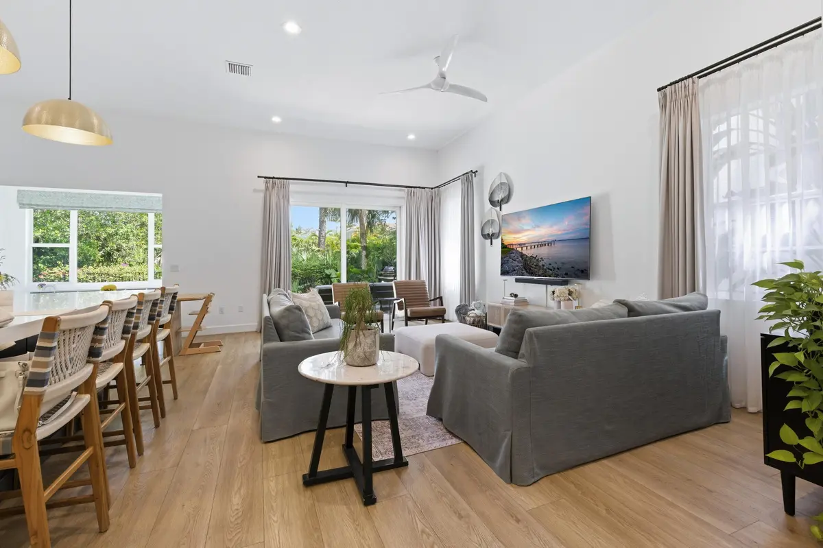FAMILY ROOM at 943 Mill Creek Drive, Palm Beach Gardens