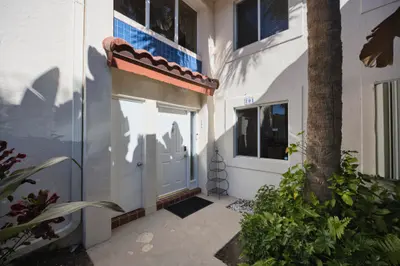 380 NW 67th Street Apt 101, Boca Raton – Condominium for sale