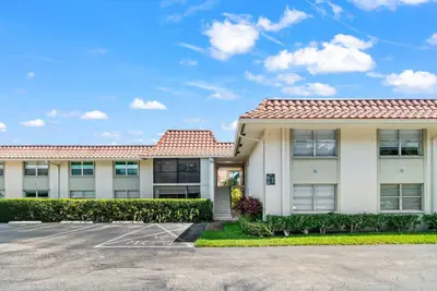 1124 NW 13th Street 204a, Boca Raton – Condominium for sale