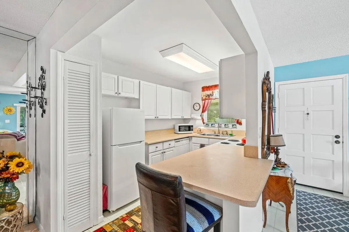 008-1124Northwest13thStreet-204A-BocaRat at 1124 NW 13th Street 204a, Boca Raton