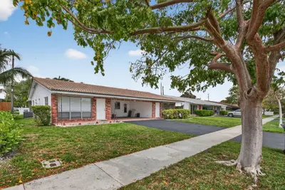 371 SE 1st Avenue, Pompano Beach – sold