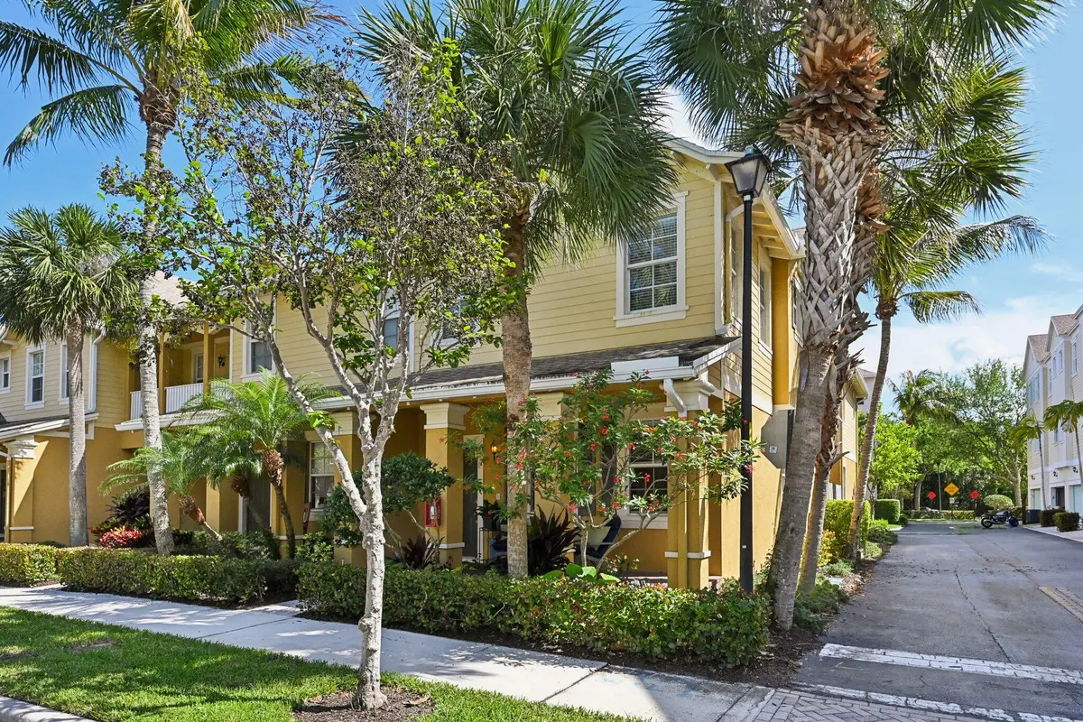 Corner unit with 2 car garage at 110 E Pigeon Plum Drive 108, Jupiter