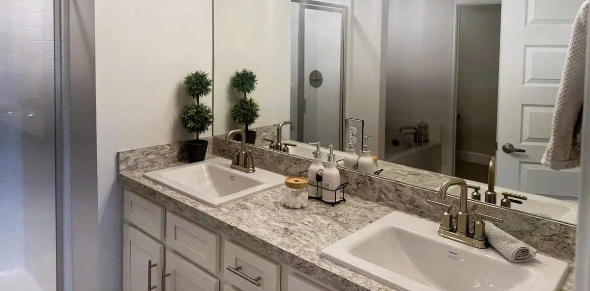 m bath at 8628 Giovanni Avenue, Fort Pierce