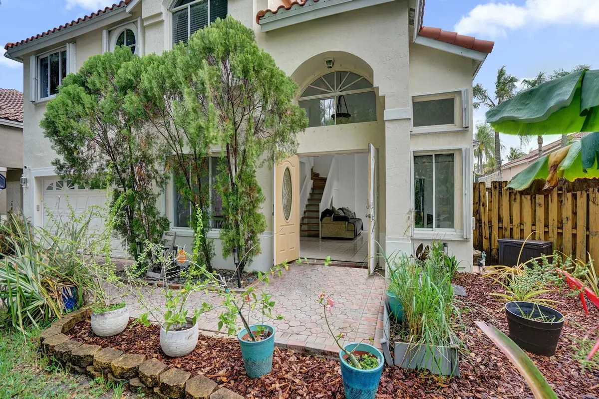 DSC03186 at 11230 Reveille Road, Cooper City