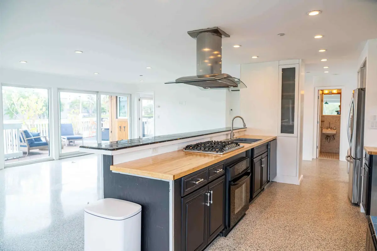 Photo-956 at 2200 NE 26th Street A, Wilton Manors