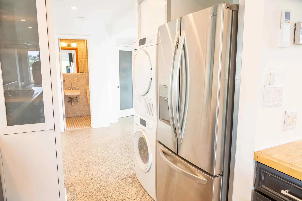 Photo-951 at 2200 NE 26th Street A, Wilton Manors