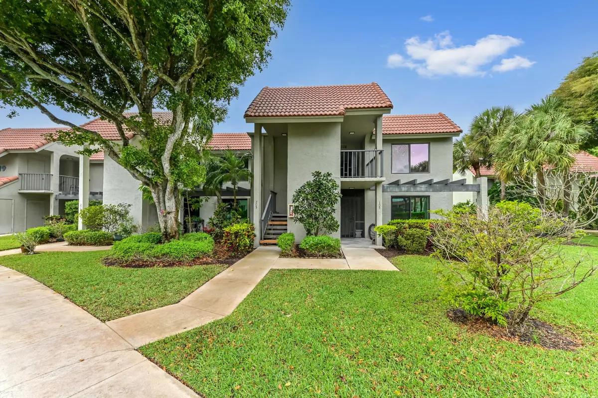 01 Front 01 at 5743 Fairway Park Court 105, Boynton Beach