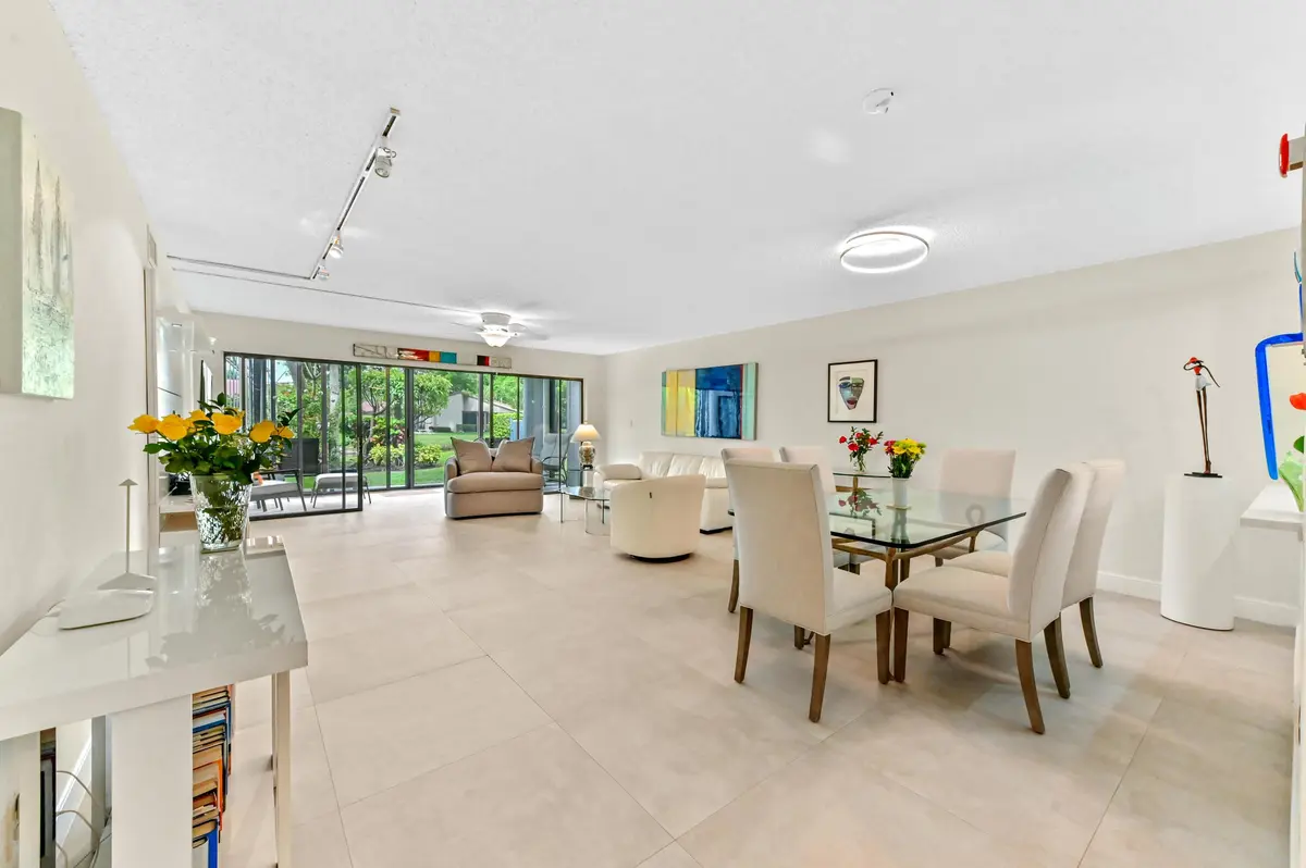 08 Dining room 01 at 5743 Fairway Park Court 105, Boynton Beach