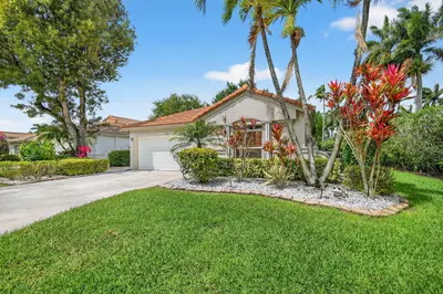 9718 Harbour Lake Circle, Boynton Beach – Single Family Residence for sale