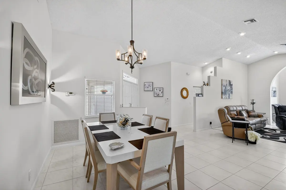 dinning room at 9718 Harbour Lake Circle, Boynton Beach