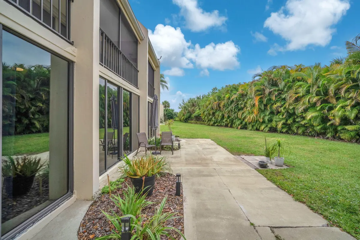 7-web-or-mls-DSC03897 at 1823 Presidential Way E101, West Palm Beach
