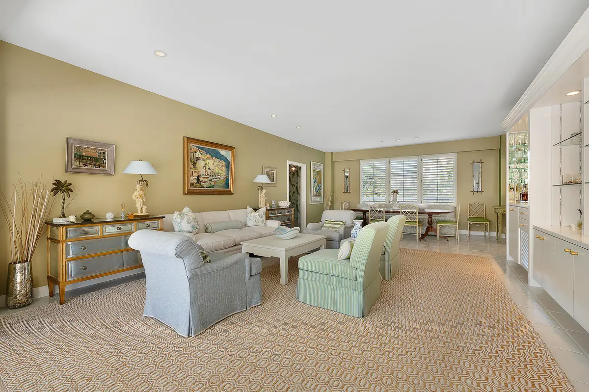 photo-14 at 389 S Lake Drive 2d, Palm Beach