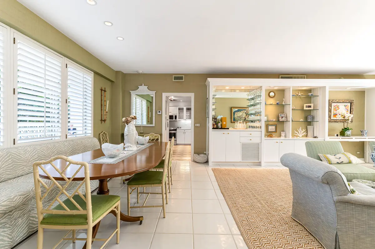photo-22 at 389 S Lake Drive 2d, Palm Beach