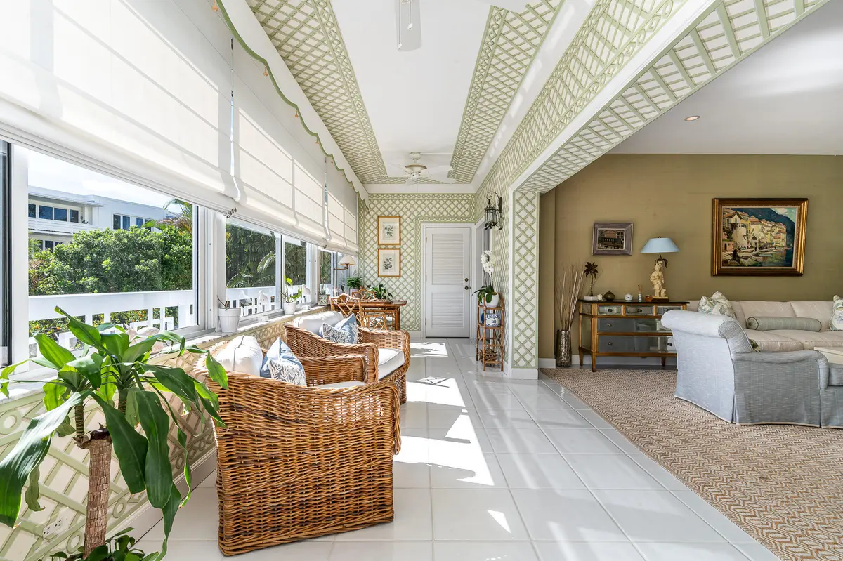 photo-10 at 389 S Lake Drive 2d, Palm Beach