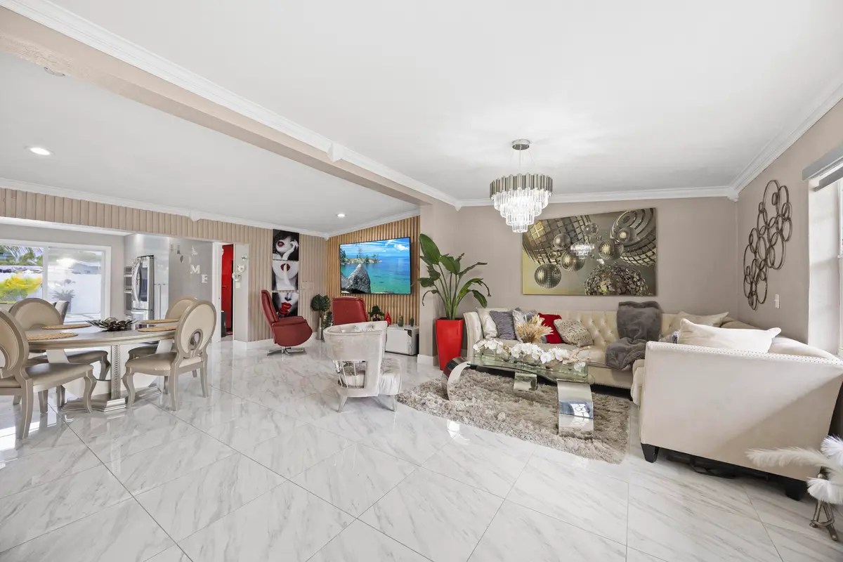 11_453a1529 at 1895 Violet Avenue, West Palm Beach