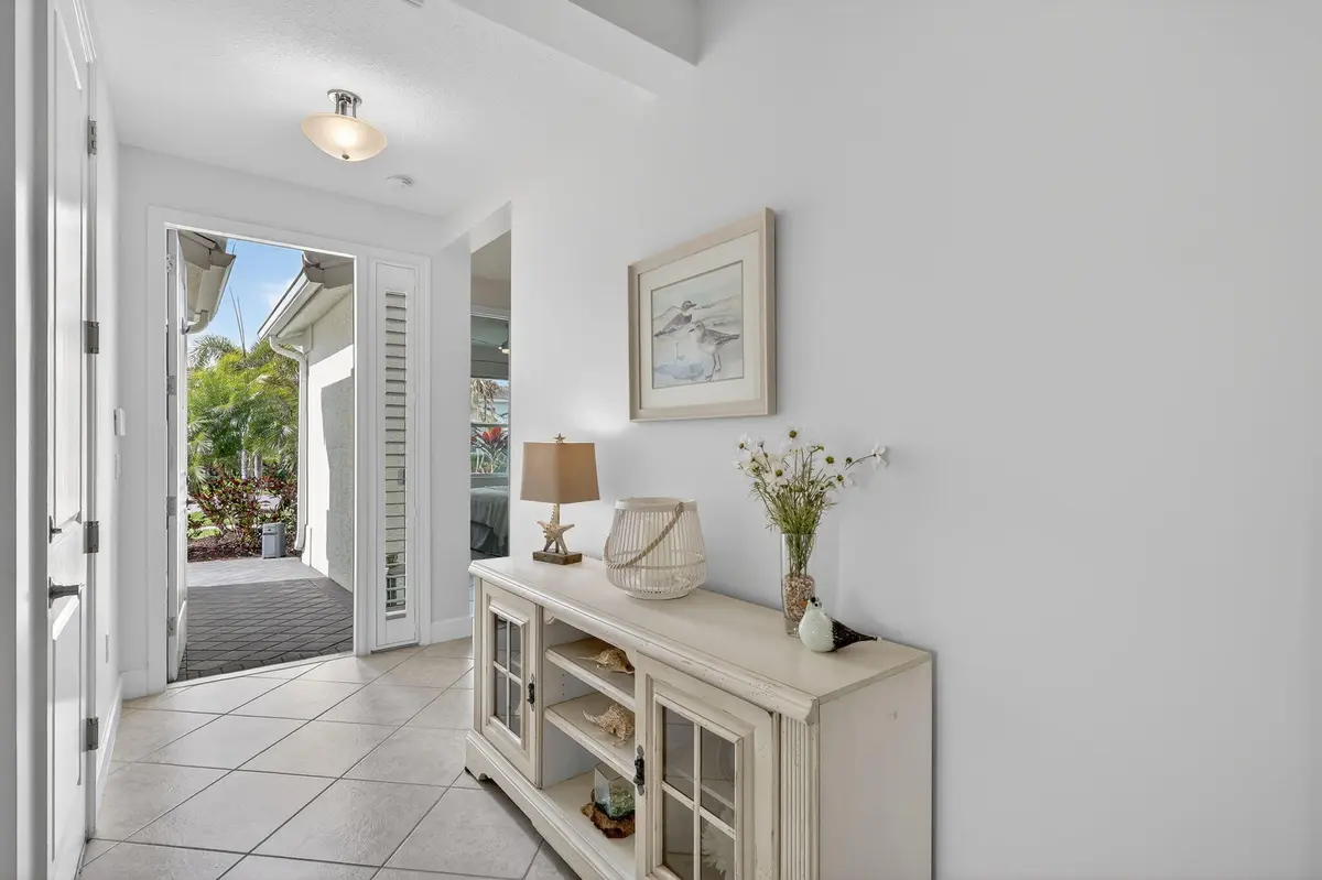 VALENCIA CAY 11377 SW WILLOW LANE at 11377 SW Willow Lane, Port St. Lucie