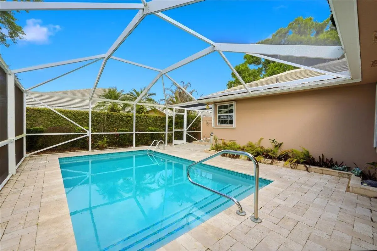 33-DSC2625 at 1253 NW Bentley Circle #a, Port St. Lucie