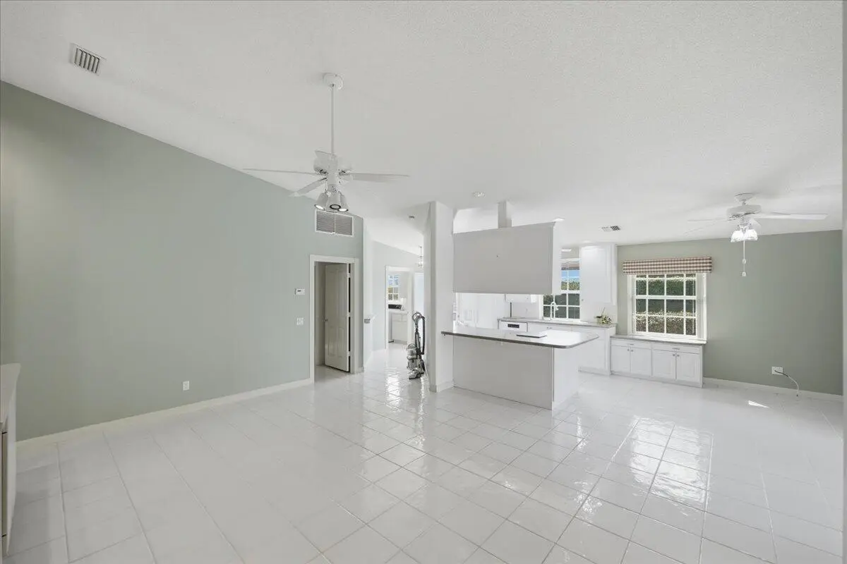 27-DSC2599 at 1253 NW Bentley Circle #a, Port St. Lucie