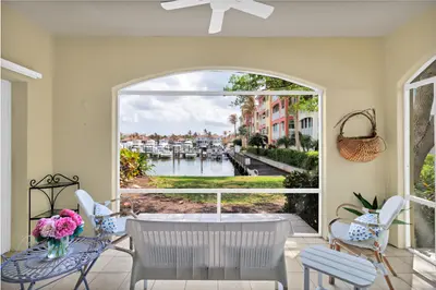 5520 N Harbor Village Drive 105, Vero Beach – Condominium for sale