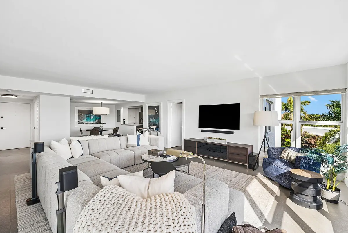 Living Room at 1000 Lowry Street 5d, Delray Beach