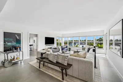 1000 Lowry Street 5d, Delray Beach – sold