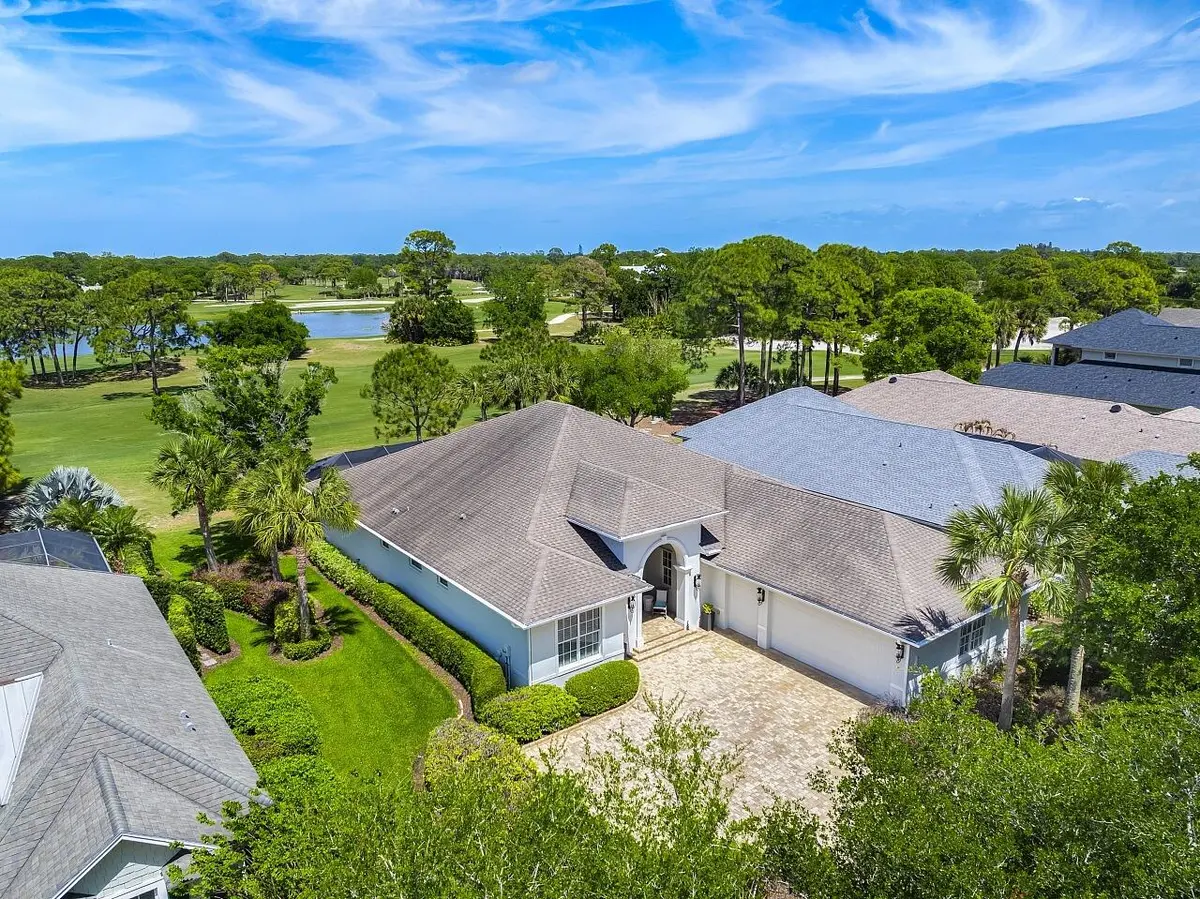 842-Carolina-Cir-SW-HigMedia-003-1280 at 842 Carolina Circle, Vero Beach