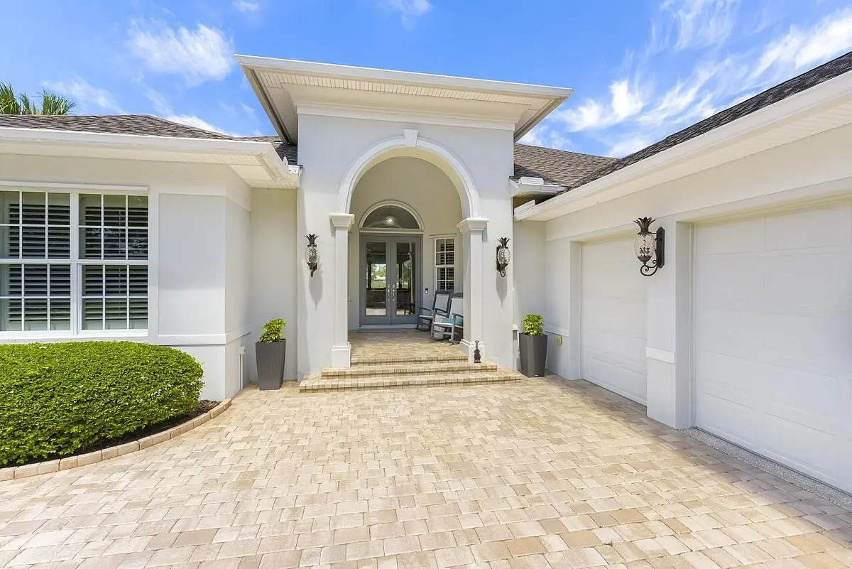 842-Carolina-Cir-SW-HigMedia-012-1280 at 842 Carolina Circle, Vero Beach